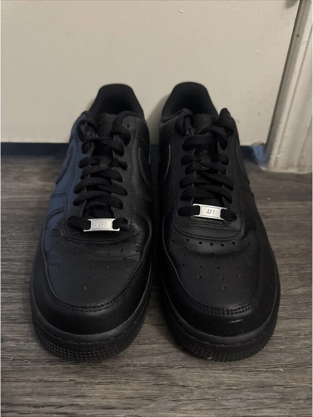 Nike Air Force 1 07 Low All Black Leather Men's Size 10 Shoes CW2288-001 Classic